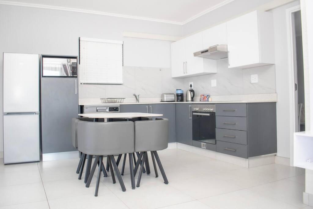 Summer Square, Umhlanga Ridge Apartment